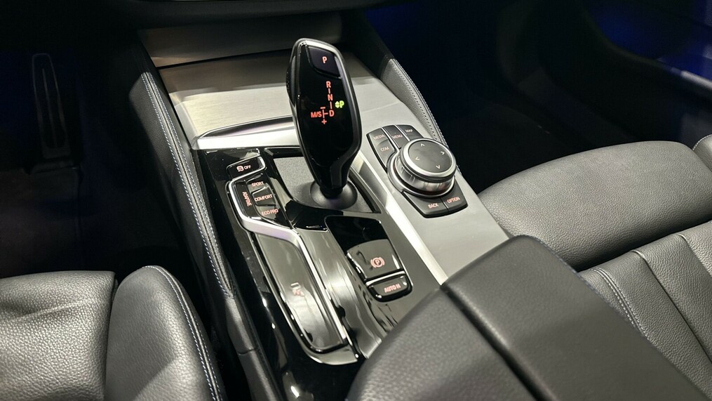 BMW Seria 5 530