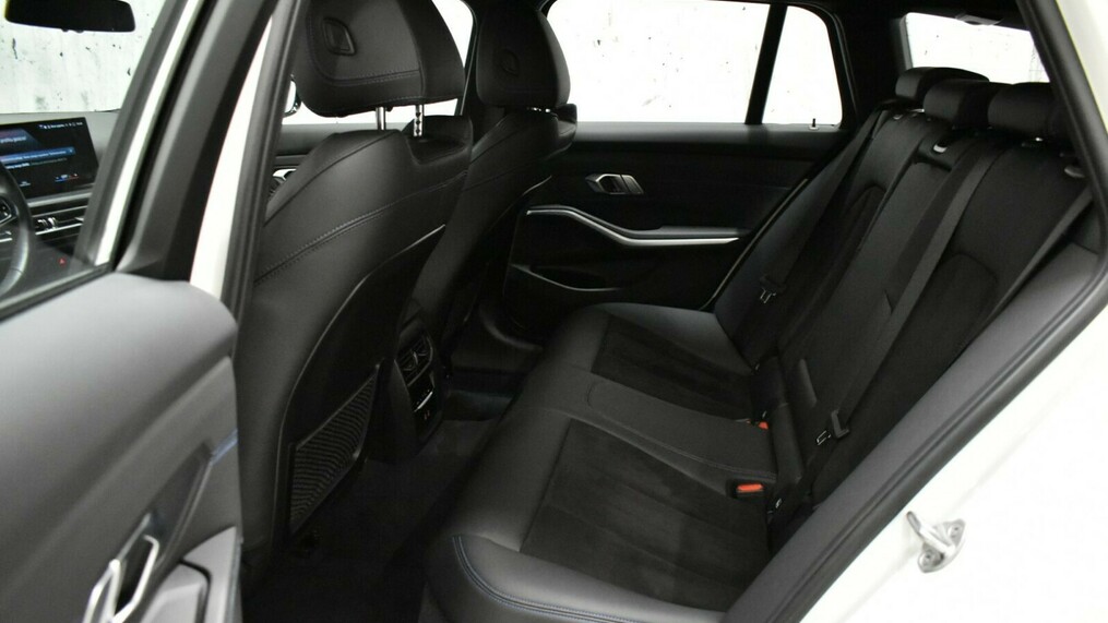 BMW Seria 3 330