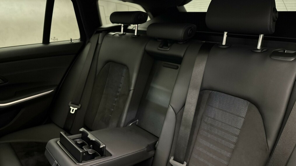 BMW Seria 3 330