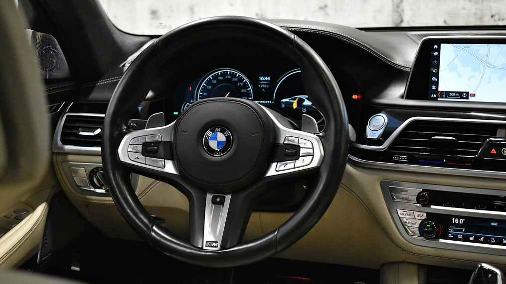 BMW Seria 7 760