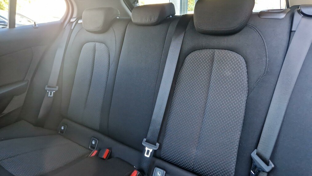BMW Seria 1 118