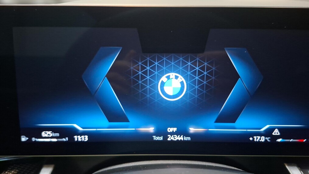 BMW Serii 5, 520