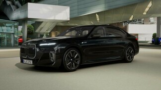 BMW Seria 7 i7