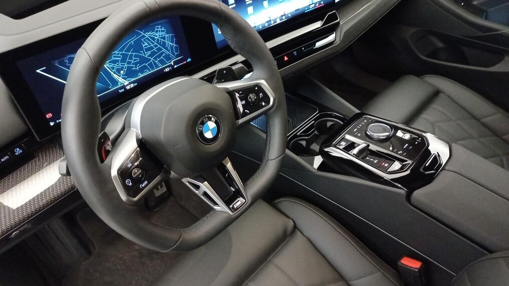 BMW Serii 5, 540