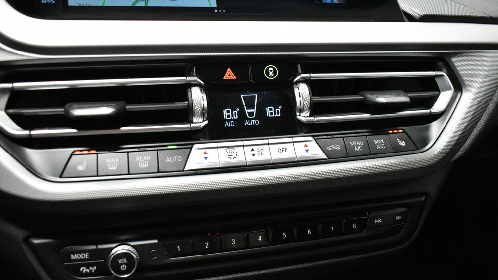 BMW Seria 2 218