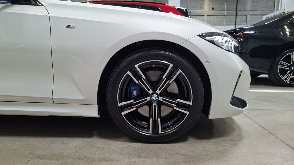 BMW Serii 3, 340