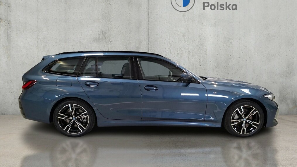 BMW Serii 3, 330