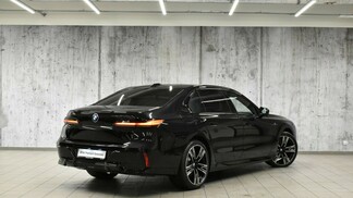 BMW Seria 7 740