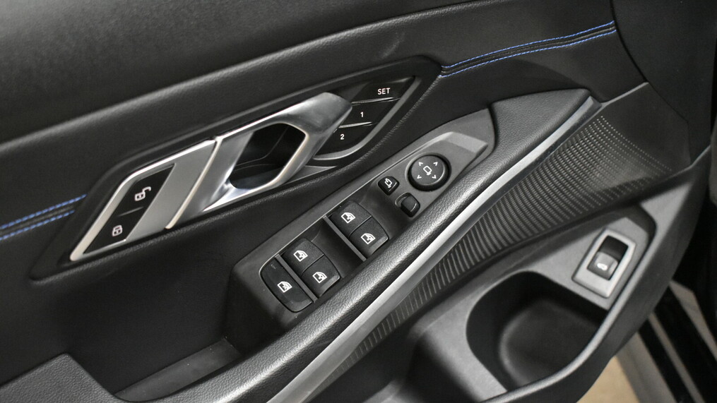 BMW Seria 3 330