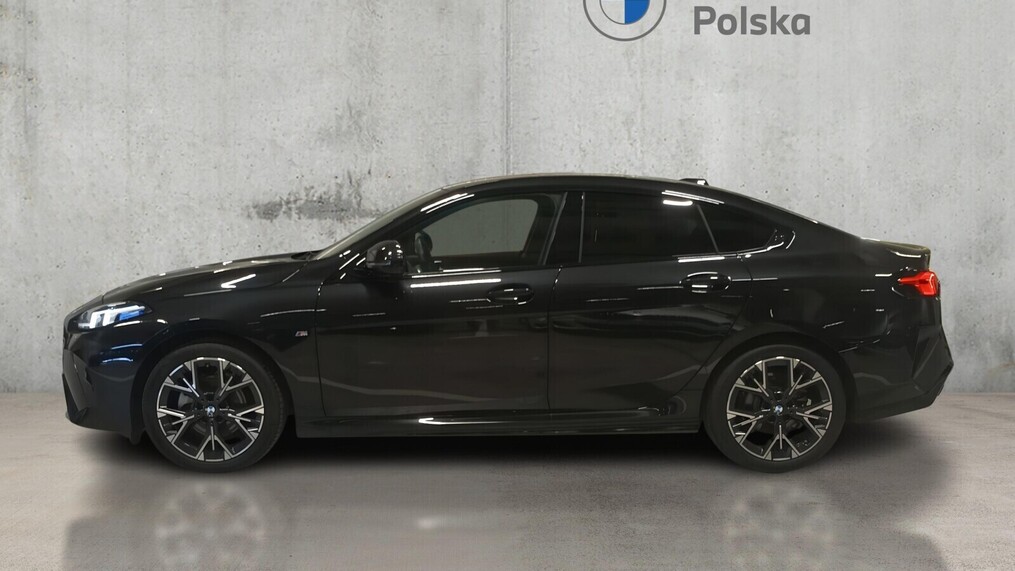 BMW Serii 2, 220