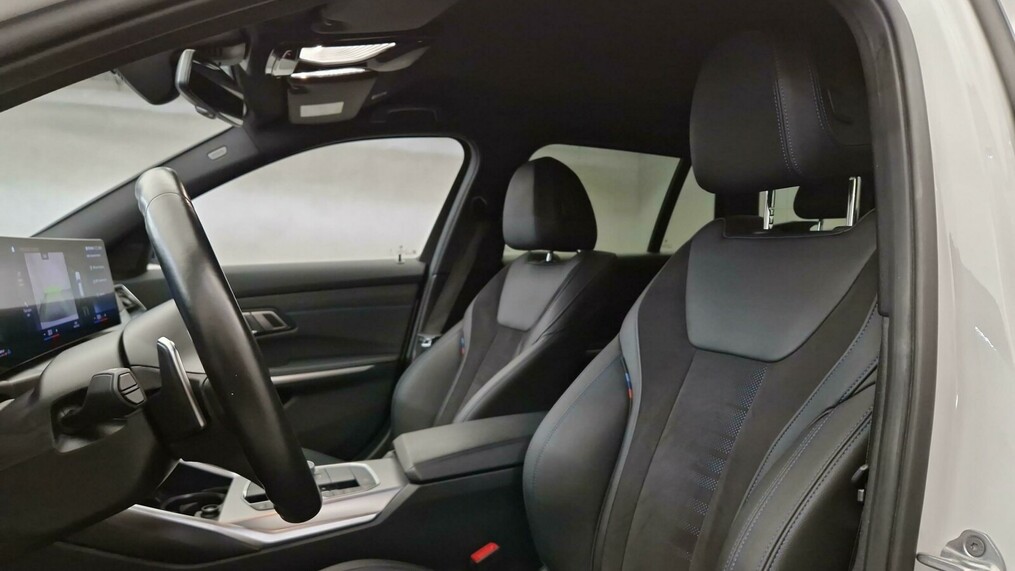 BMW Seria 3, 320
