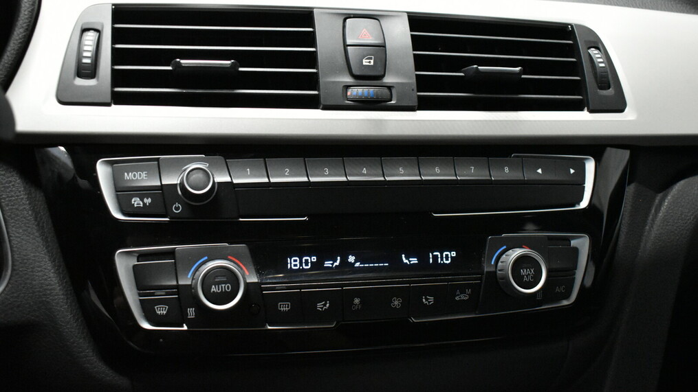 BMW Serii 3, 318