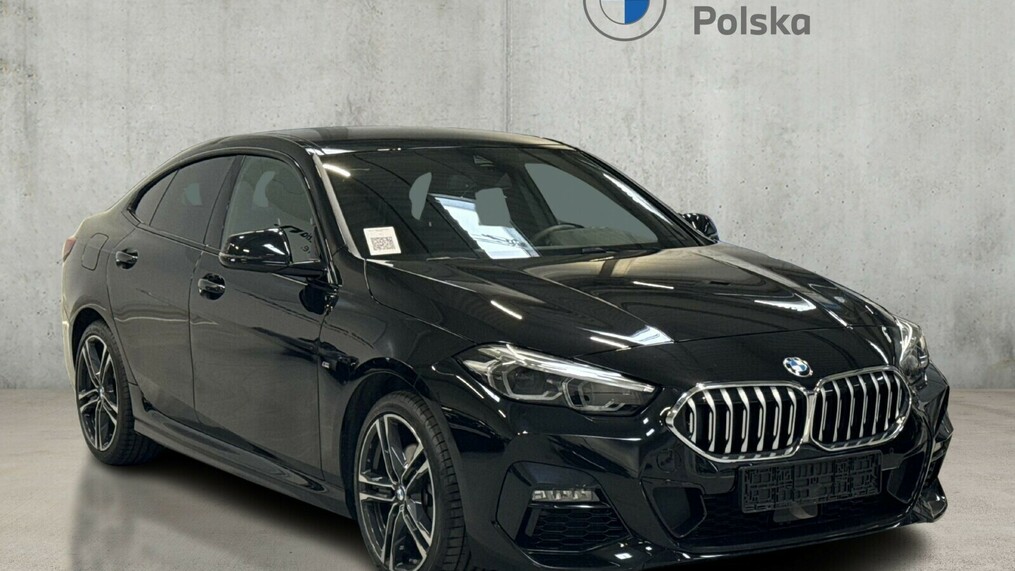 BMW Serii 2, 218