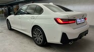 BMW Serii 3, 320