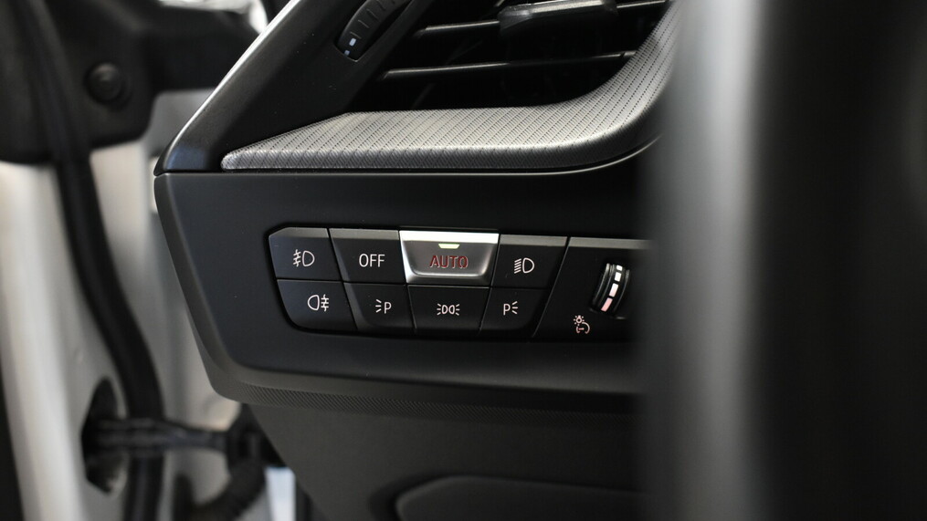 BMW Seria 2 218