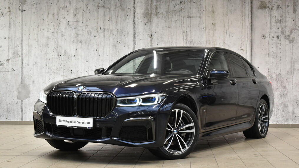 BMW Serii 7, 730