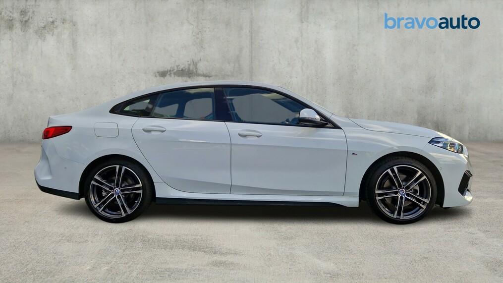 BMW Seria 2 218