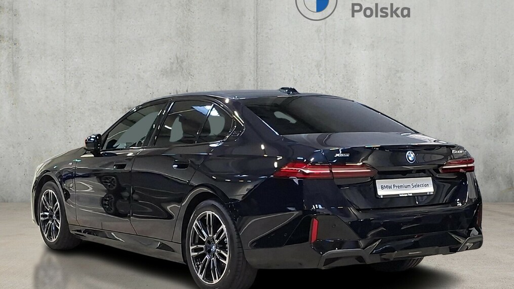 BMW Serii 5, 550