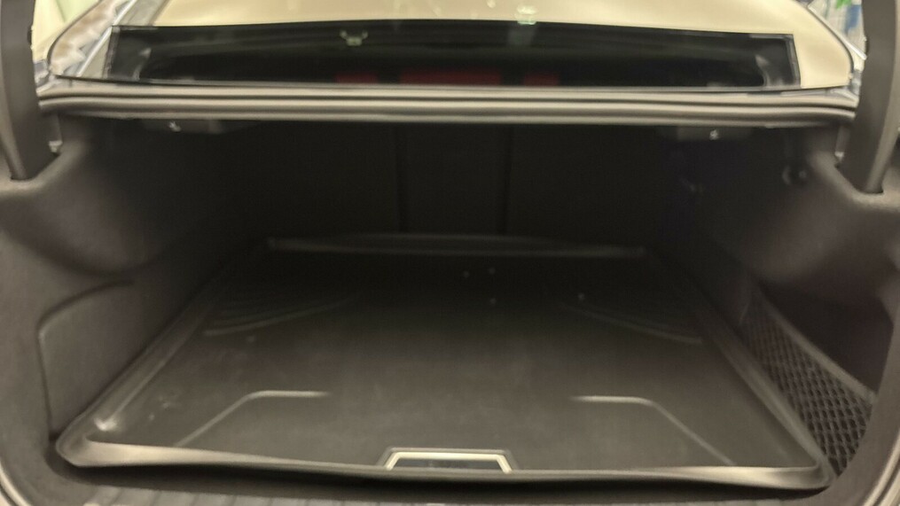 BMW Seria 2, 235