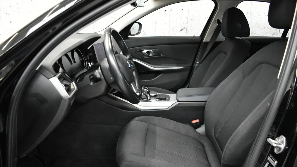 BMW Seria 3 318