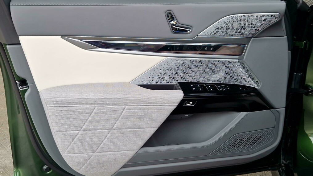 BMW Seria 7 760