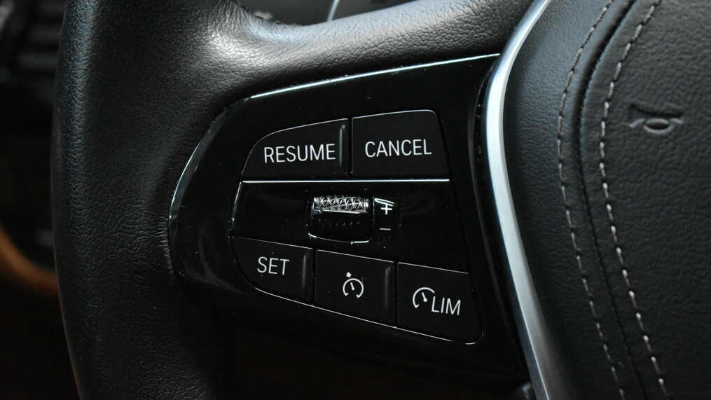 BMW Serii 5, 518