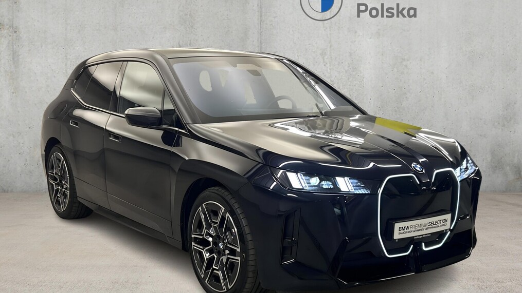 BMW iX