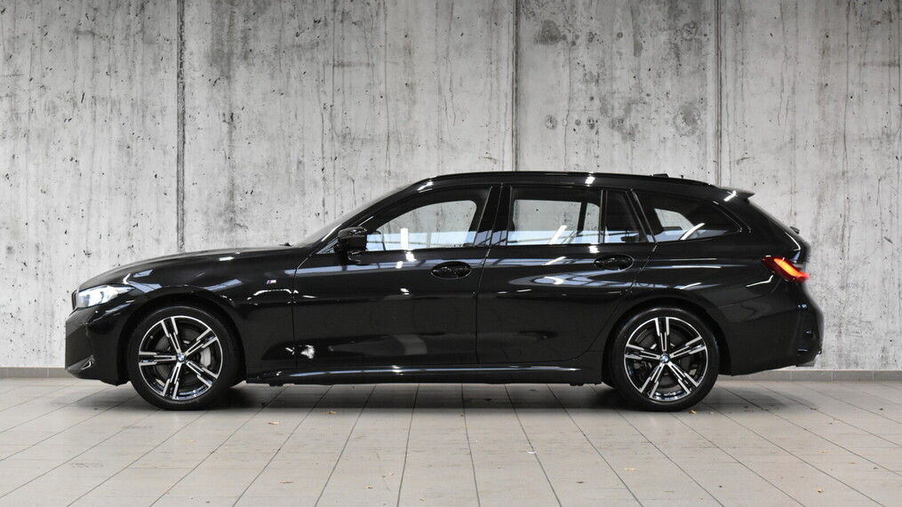 BMW Serii 3, 330