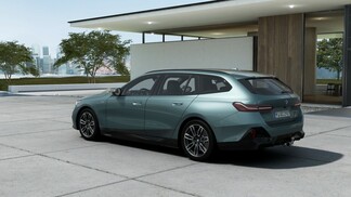 BMW Serii 5, 520