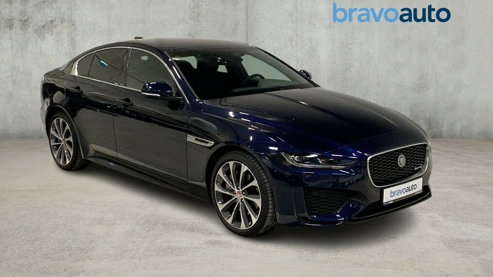Jaguar XE