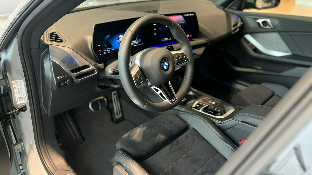 BMW Serii 2, 220