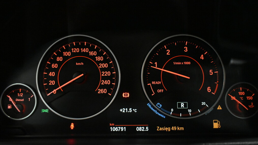 BMW Serii 3, 320