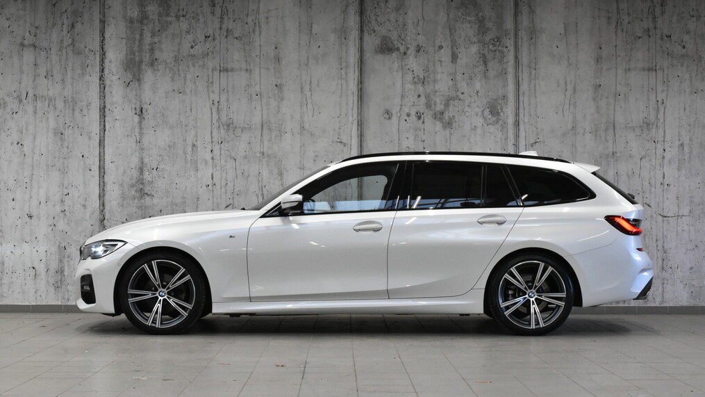 BMW Serii 3, 320