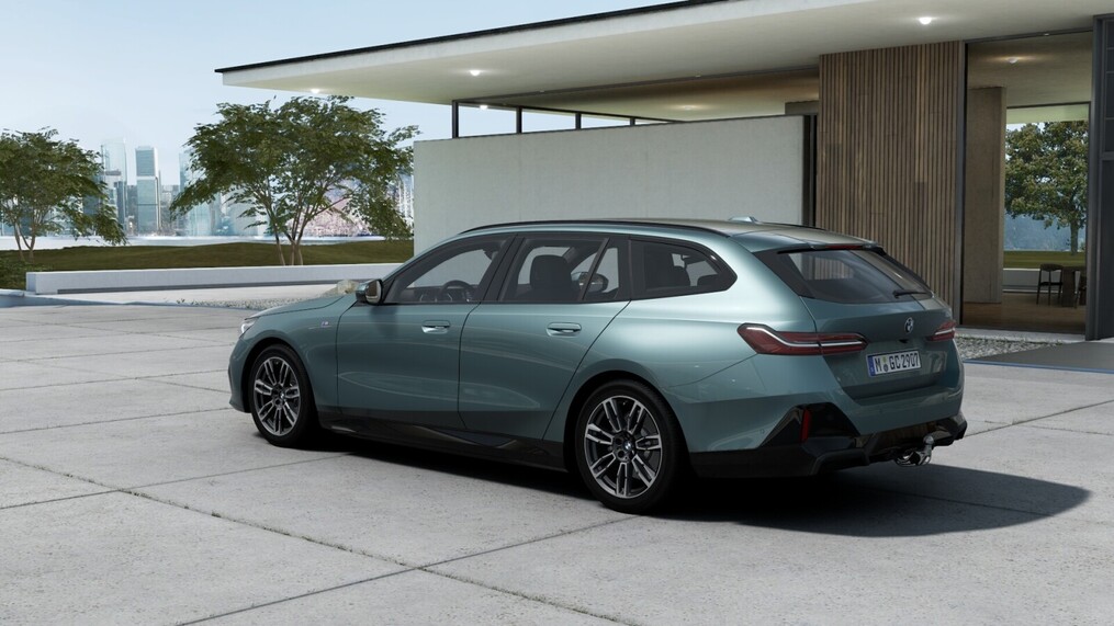 BMW Serii 5, 520