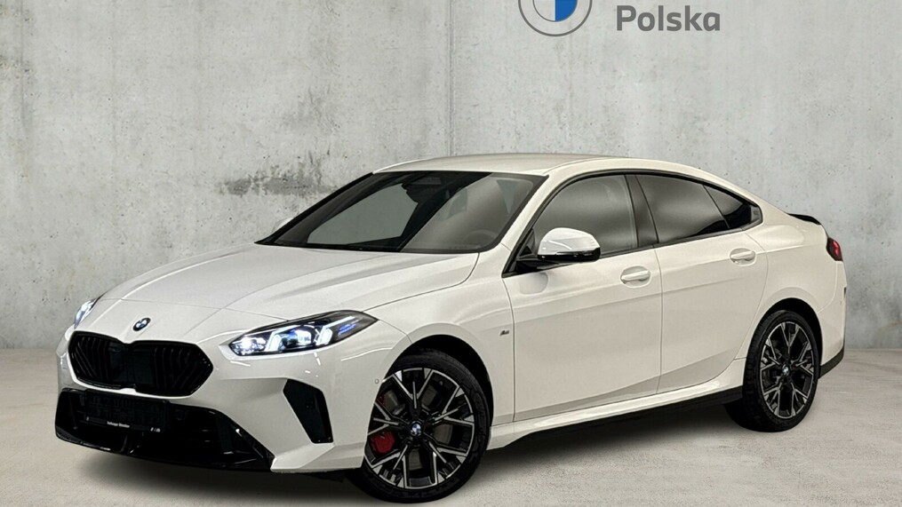 BMW Seria 2, 218