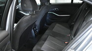 BMW Serii 3, 320