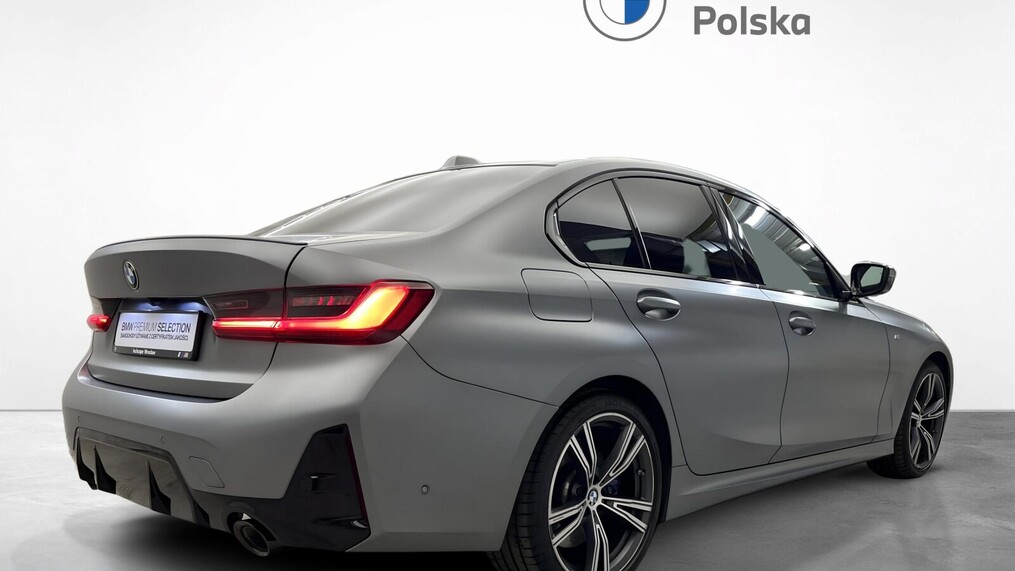 BMW Serii 3, 320