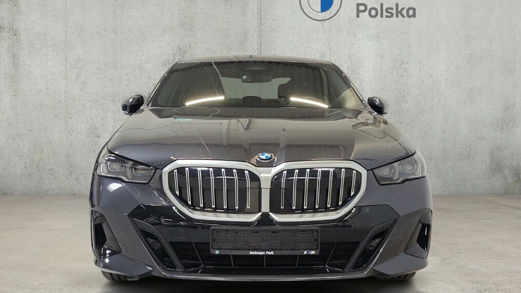 BMW Seria 5, 520