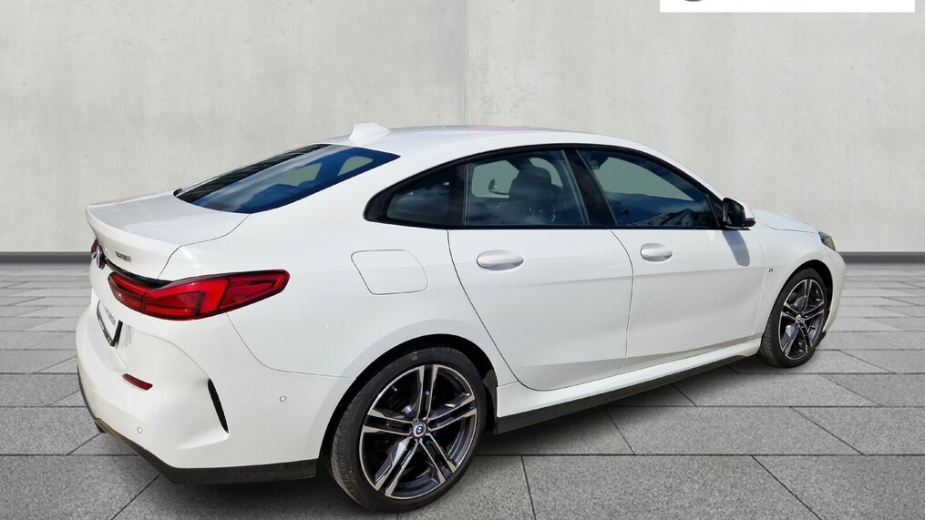 BMW Seria 2 218