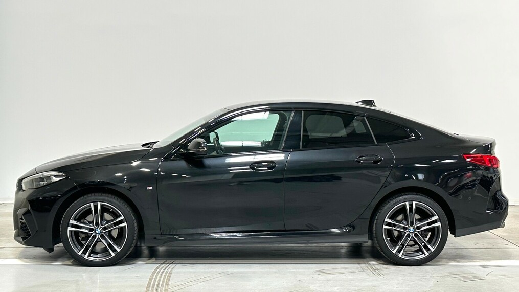 BMW Seria 2 218