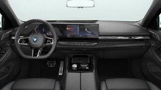 BMW Serii 5, 550