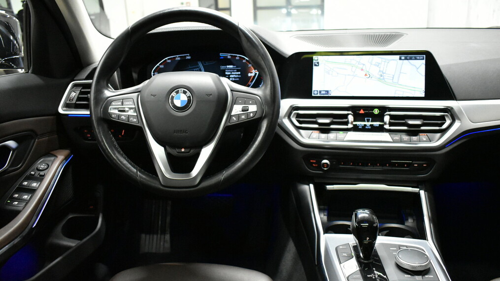 BMW Seria 3 320