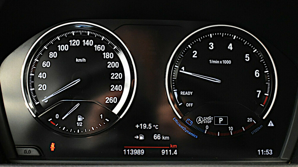 BMW Seria 2 218