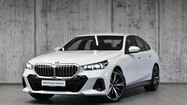 BMW Serii 5, 520