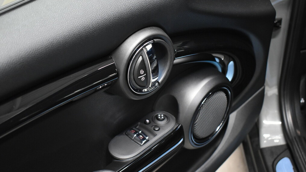 MINI Cooper SE