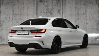 BMW Serii 3, 330