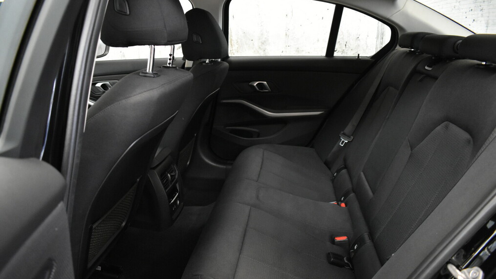 BMW Seria 3 318