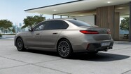 BMW Serii 7, 740