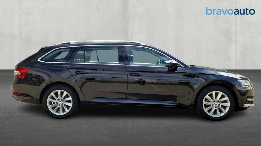 Škoda Superb Combi