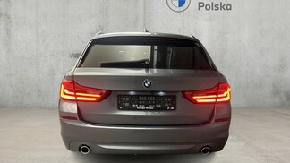 BMW Serii 5, 520
